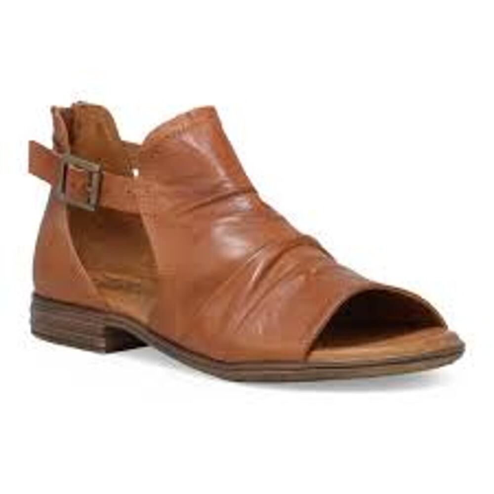 Miz Mooz Ankle Buckle Flat Pleated Sandal Women's 6.5 Brown Leather Boho Casual